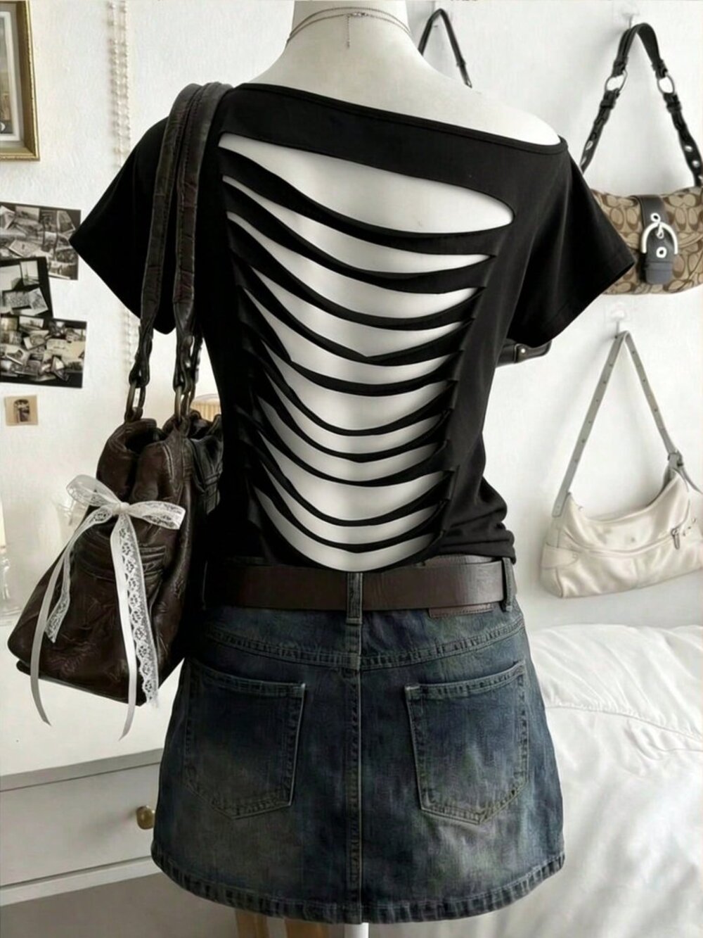 Black Casual Women's Skeleton Cut Out Backless T-Shirt